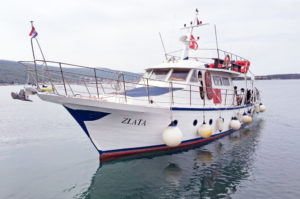 Tauchboot Zlata für Tagesausfahrten
